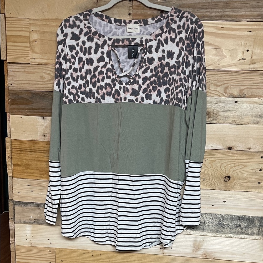 Lovely Melody size 1X Olive, Leopard & Stripe Block Long Sleeve V-neck Soft Top
